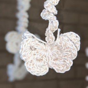 Butterfly mobile, 3D butterfly, baby shower gift, nursery decor,&#39;[]  Boho style, crochet Mandala center