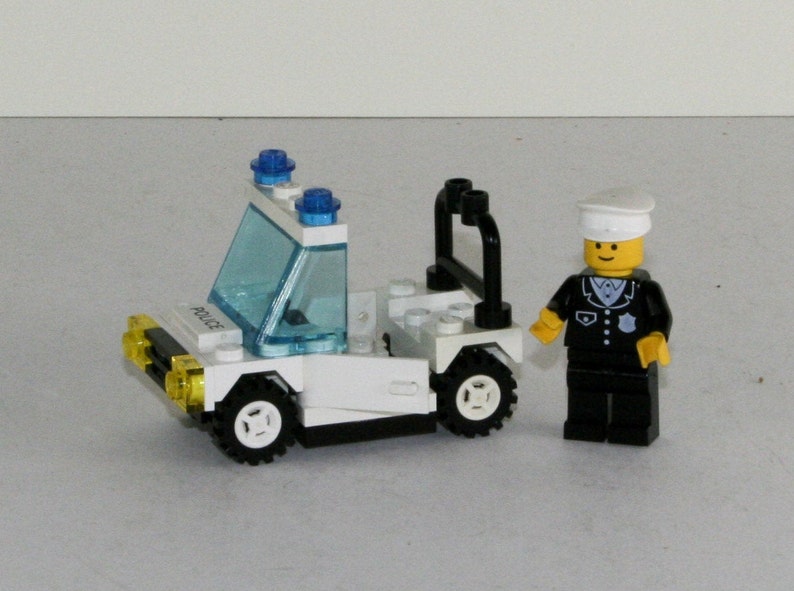 lego vintage police car