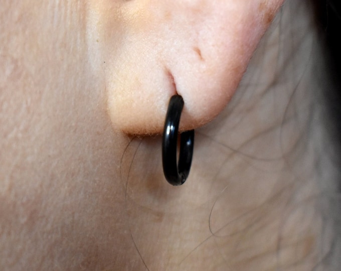 10MM Black Hoop Earring - Stylish Minimalist Jewelry, Lightweight & Comfortable, Perfect for Everyday Wear or Special Occasions