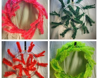 Fresh Green 15-24 Pencil Work Wreath Form