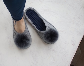 Slippers women with pompom - Slippers for women - Knitted slippers