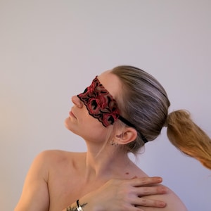 Lace Blindfold Mask / Sexy Eye mask / sexy lingerie