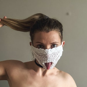 Fetish Blindfold mask with beads - Sexy Eyes mask