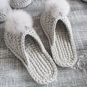 Bride slippers Bridesmaid slippers Bridesmaid gift image 5