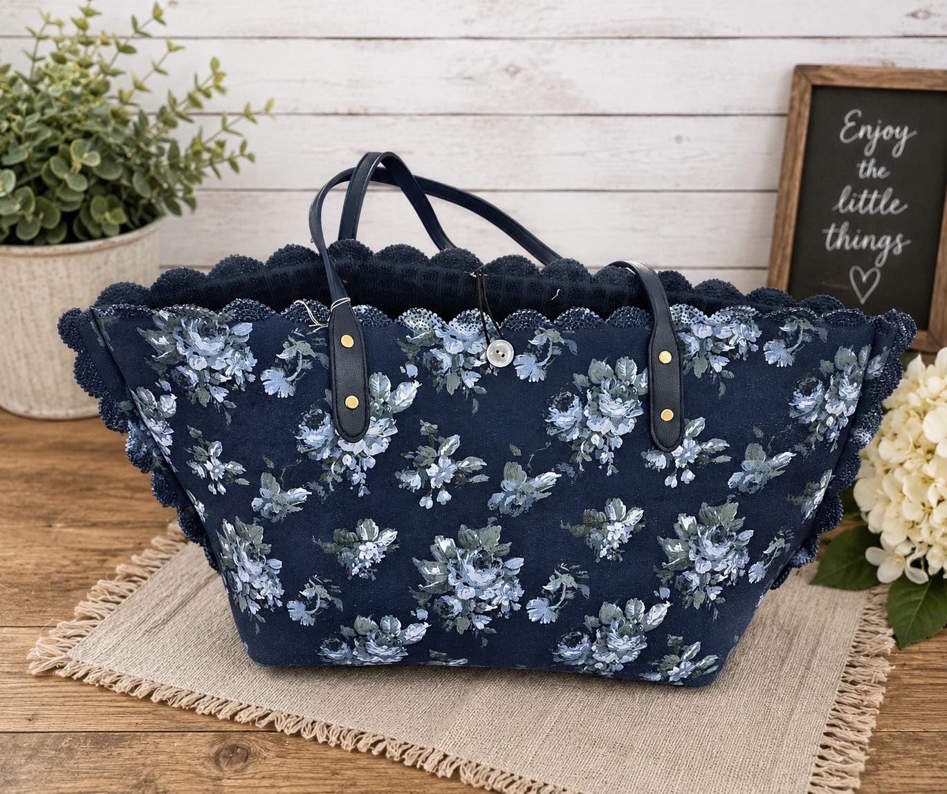 Scallop Tote Bag - Etsy