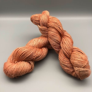 Orange yarn, 51 Baby Alpaca/25 Linen/24 Tussah Silk, Fingering, 400m/100g, hand dyed, kettle dyed, Hotspots, Road Trip Sock Yarn