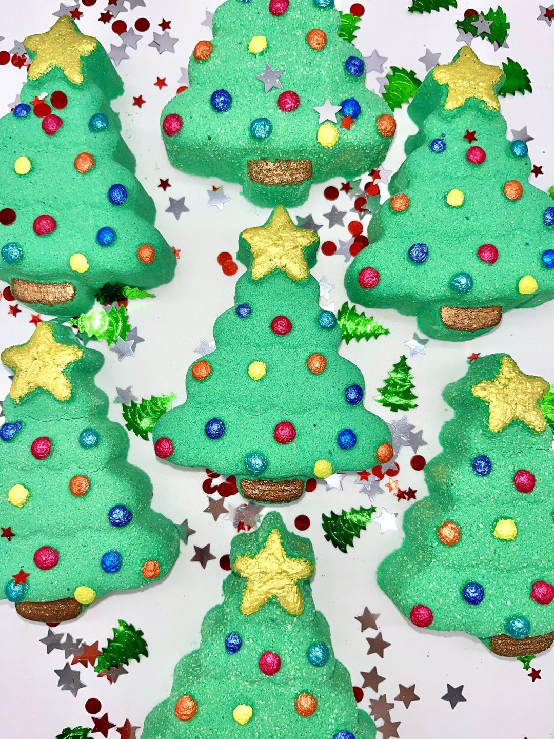 Oh Christmas Tree Bath Bomb Frosted Pinecones Scented Green Tree With