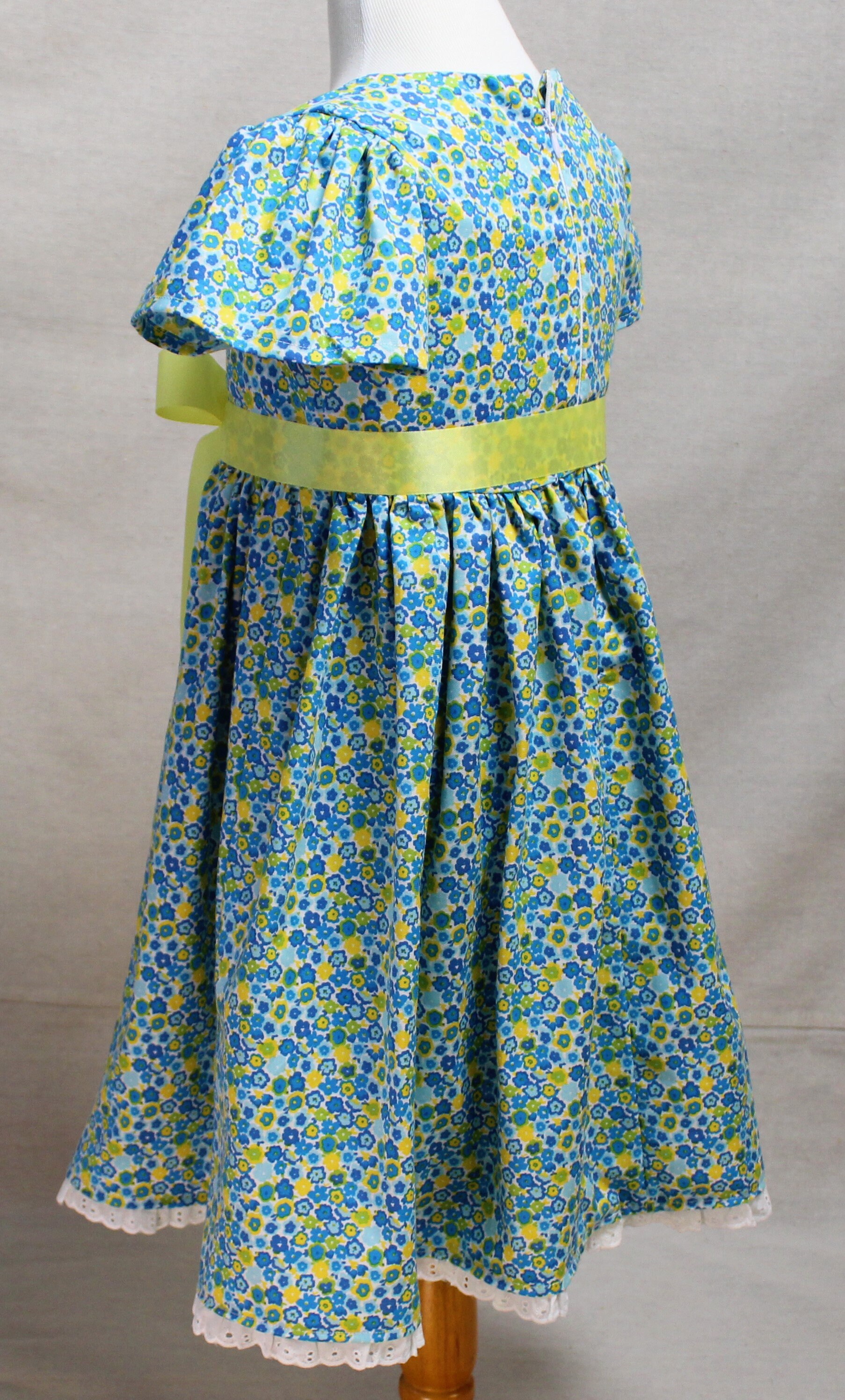 yllw dress Livvy Strapless Mini Women Short Dress Size:3-4 Years Courtroom inside 1916 Carroll