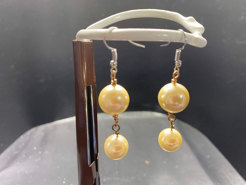 Vintage Pearl earrings