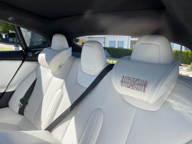 TESLA Custom Neck Support Kopfstützen REDUZIERTER PREIS Benutzerdefinierte  Stickerei auf diesem Paar enthalten - .de