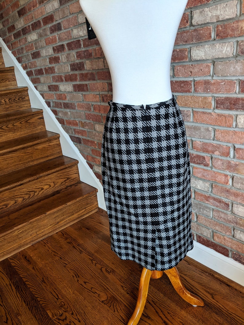 Vintage 1980's Bill Blass Black and Gray Checkered Skirt image 8