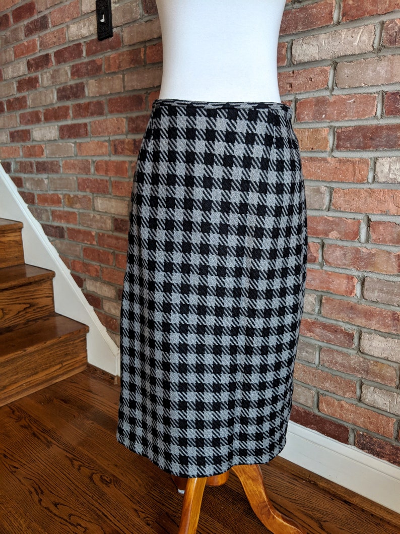 Vintage 1980's Bill Blass Black and Gray Checkered Skirt image 4