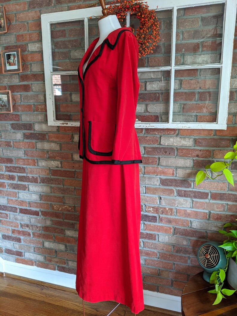 Vintage 1970's Young Dimensions by Saks Fifth Avenue Red Maxi Skirt Suit Set w/black details image 5