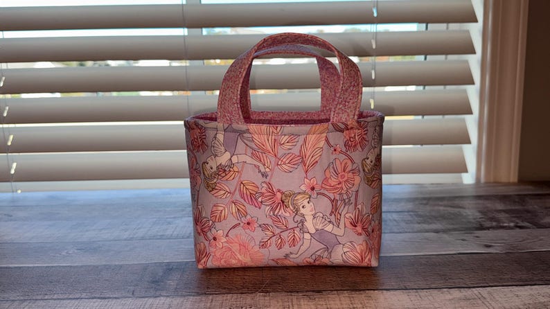 Disney Princess Tote Bag, Kids Purse, Gift Bag, Reversible, Rapunzel, Belle, Jasmine, Snow White, Aurora, Mulan, Ariel, Cinderella Cinderella