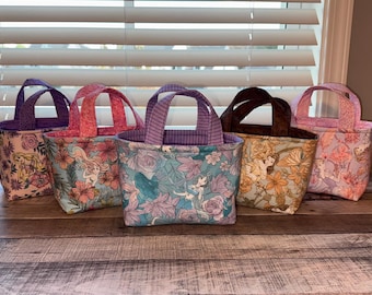 Disney Princess Tote Bag, Kids Purse, Gift Bag, Reversible, Rapunzel, Belle, Jasmine, Snow White, Aurora, Mulan, Ariel, Cinderella