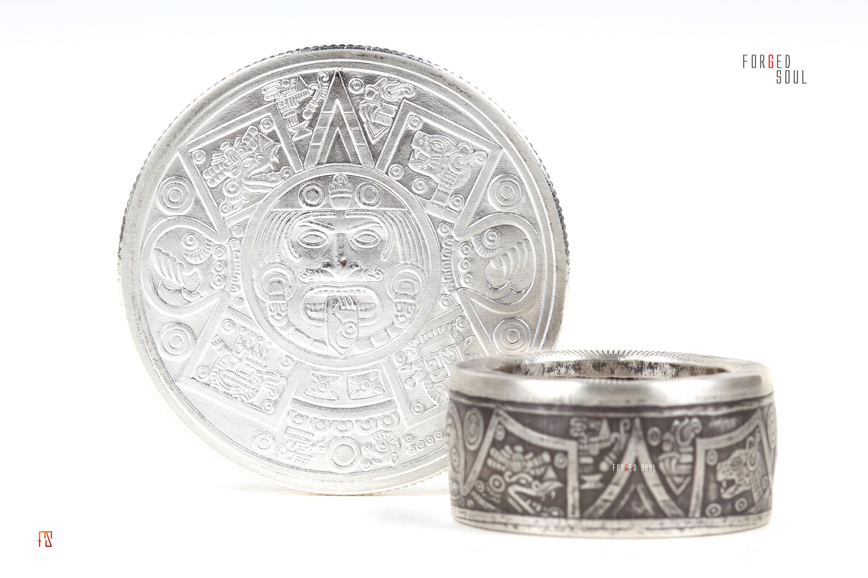 アステカカレンダー（マクロ）1オンスから手作り。999ファインシルバー