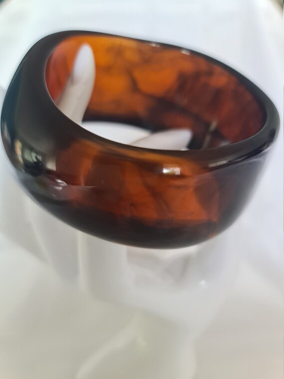 Vintage Bangle Bracelet Lucite root beer asymmetri