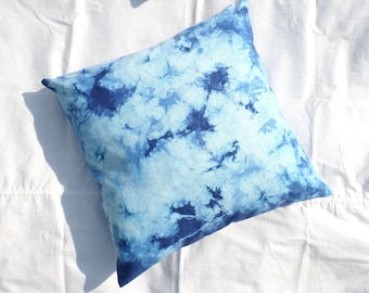 Blue Tie dye pillow covers 18 x 18'', Sky blue Bohemian throw cushion covers, Handmade pillow case