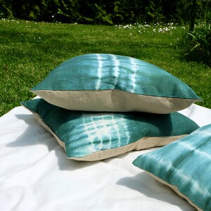 Boho Tie dye pillow cover. Handmade emerald green pillowcase 12 x 20 size. Bohemian stripes pillow. Green accent sofa cushion. READY TO SHIP image 3