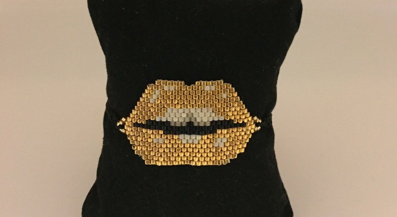 hand made wtih 24k gold plated Miyuki beads Gifts for her 24k BeadedLips bracelet Adjustable brick stitch