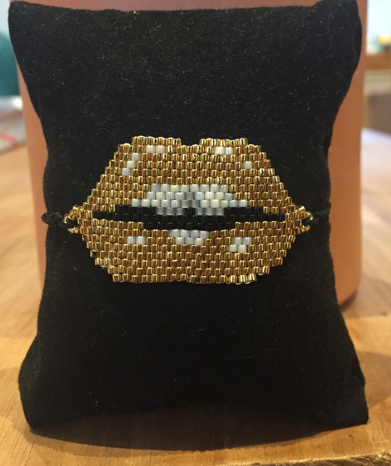 hand made wtih 24k gold plated Miyuki beads Gifts for her 24k BeadedLips bracelet Adjustable brick stitch