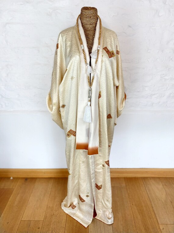 Diamonds in the River Kimono
