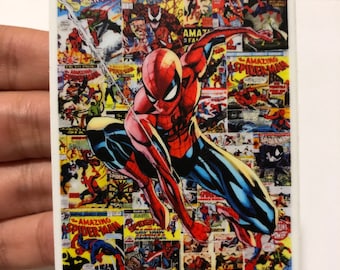 Spider-Man serietidningskollageklistermärke 7,5 cm