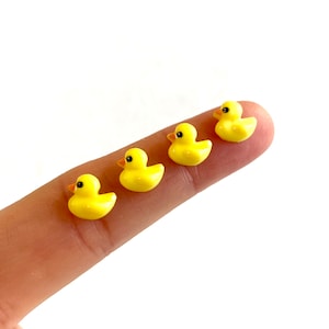 Tiny resin Duck charms 8mm Miniature Rubber duck Nail art Flat back Miniature duckling Small animal gift