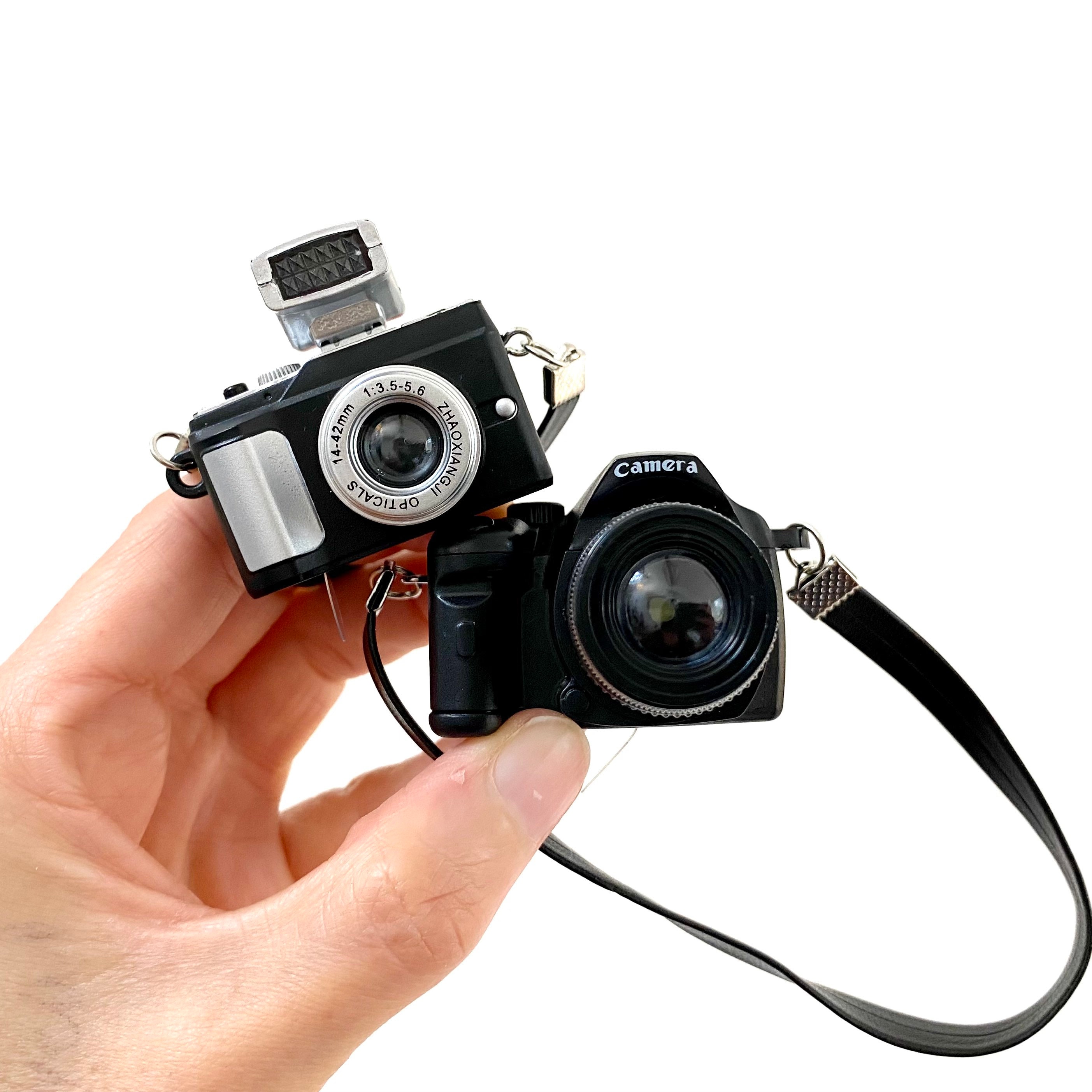 Miniature Camera Realistic Canon Camera 1/6 Scale With Working Flash Lights  up With Sound Blythe Doll Toy Accessory UK Seller 