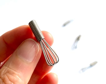 Dollhouse kitchen Tiny kitchen Whisk 1/12 scale Utensil 30mm Egg beater