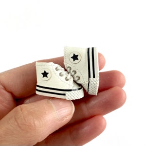 Doll shoes Blythe Doll trainers White leather Mini shoes 1/6 scale tiny Miniature High top Sports shoes