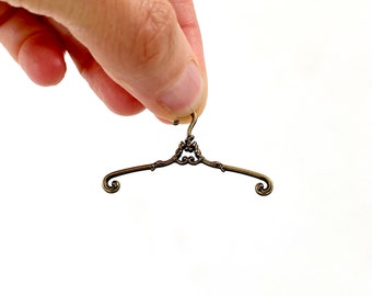 Doll clothes hangers  Dollhouse wardrobe Miniature 1/6 doll 1/12 Metal dolls hanger 4cm 6.5cm Tiny hangers