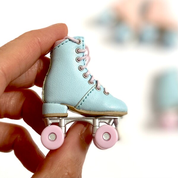 Doll roller skate boots Blythe 1/6 scale pastel Blue leather Obitsu 24 BJD dolls rollerskates