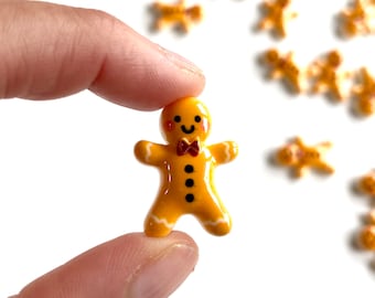 Miniature Gingerbread men Flat back resin cabochon figurines Christmas tree craft DIY Scrapbooking