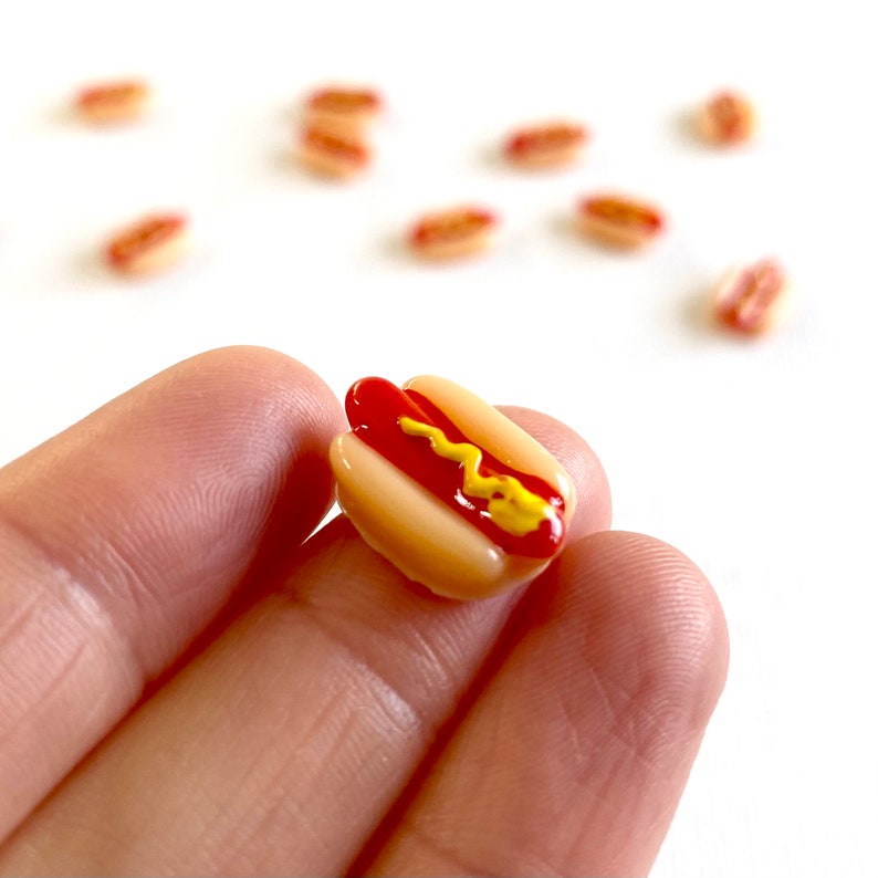 Miniature hotdog 1:12 scale doll house kitchen food for dollhouse Miniature food Doll cafe kitchen image 5