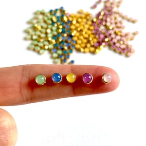 Knöpfe für Puppenkleidung Perlmutt Ösenknöpfe 4 mm gold sorbet matt Farben zum nähen von Puppenkleidung