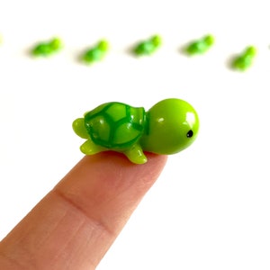 Dollhouse miniature Tiny resin Turtle 23mm or 33mm Terrarium Fairy Garden Cute baby animal lover gift