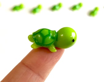 Miniatura per casa delle bambole, piccola tartaruga in resina da 23 mm o 33 mm, terrario, giardino delle fate, grazioso regalo per gli amanti degli animali.