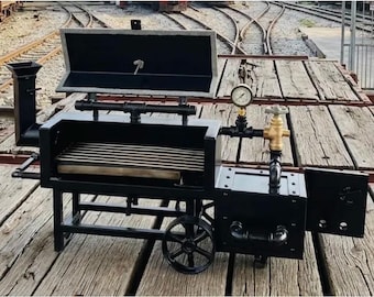 Mini steampunk-style locomotive-shaped smoker/offset smoker/grill/cooking pot