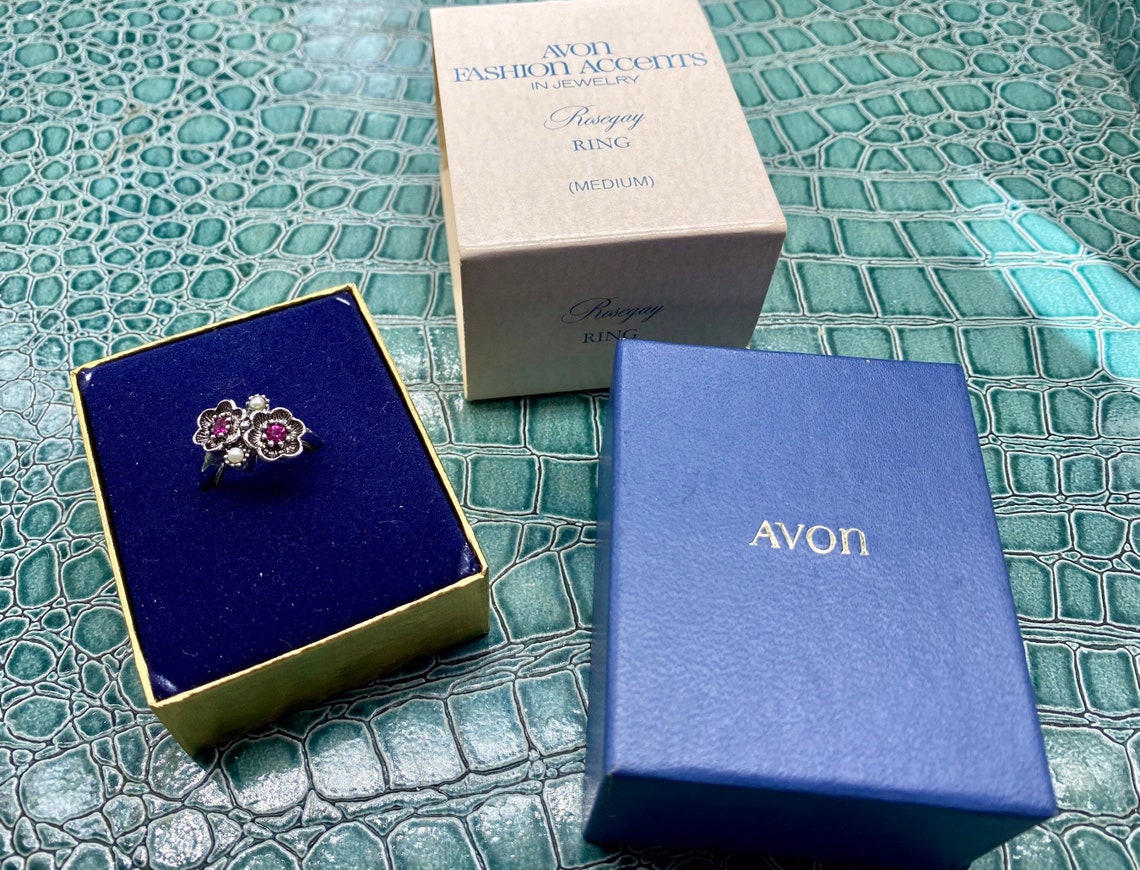 Vintage Avon Ring Etsy