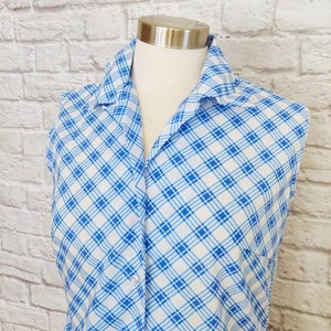 Vintage 70s Permanent Press Classic Shirt // Blue Plaid Sleeveless Button-Up image 4