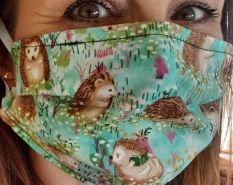 Fabric mask with adjustable elastic straps