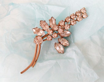 Flower crystals brooch Vintage costume jewelry