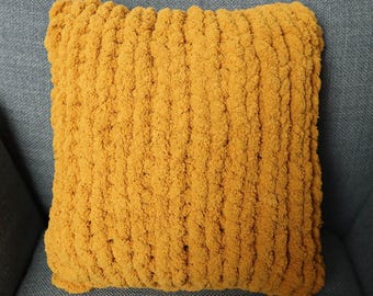 Finger Knit Square Pillow Pattern • Chunky Hand-Knit Cushion Cover • No Needles • Beginner DIY • Bernat Blanket Yarn • PDF Tutorial