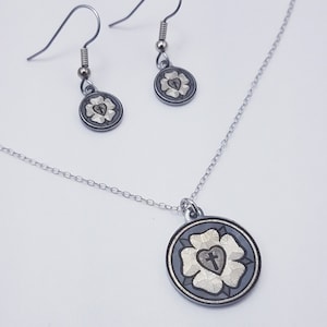 Luther&#39;s Rose Necklace and Earring set