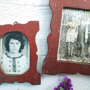 Vintage wood frame Set of two  Retro photo with frames Rustic home decor Antique picture frames Wall mounted photo frame