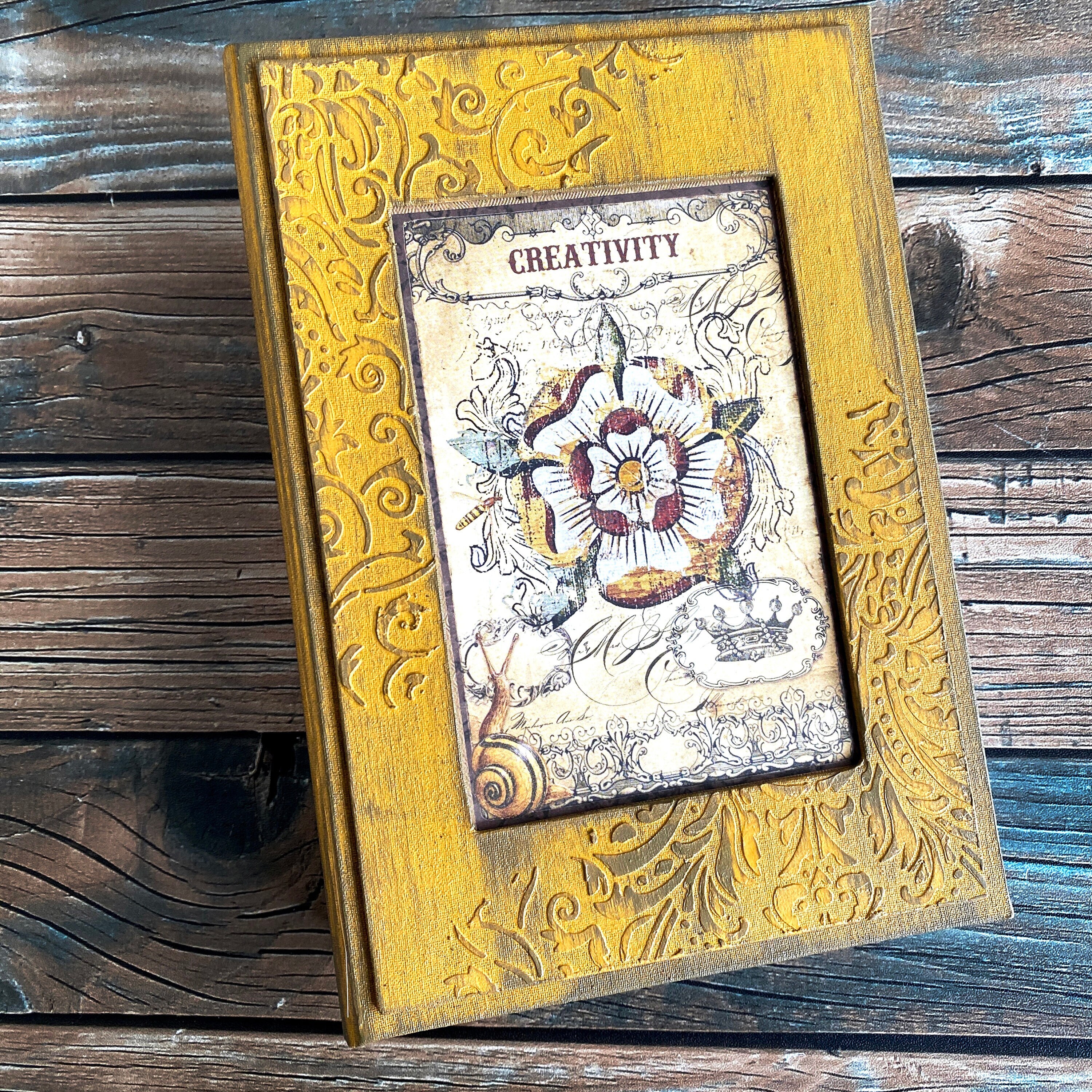 Junkjournal*『』 Trifold Journal From Old Book Pages ⭐Upcycle Recycle Junk