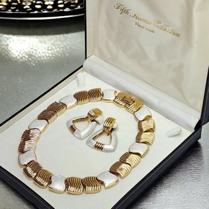 Vintage Butler Fifth Avenue Collection Gold Tone & White Enamel Necklace Set