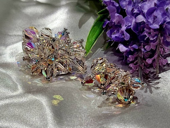 1960's Aurora Borealis Crystal Bead Cluster Brooc… - image 2