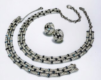 Set da sposa simulato con zaffiri e diamanti degli anni '60 circa